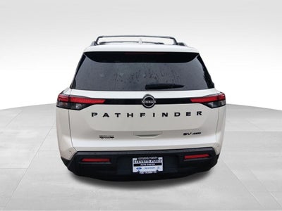2024 Nissan Pathfinder SV