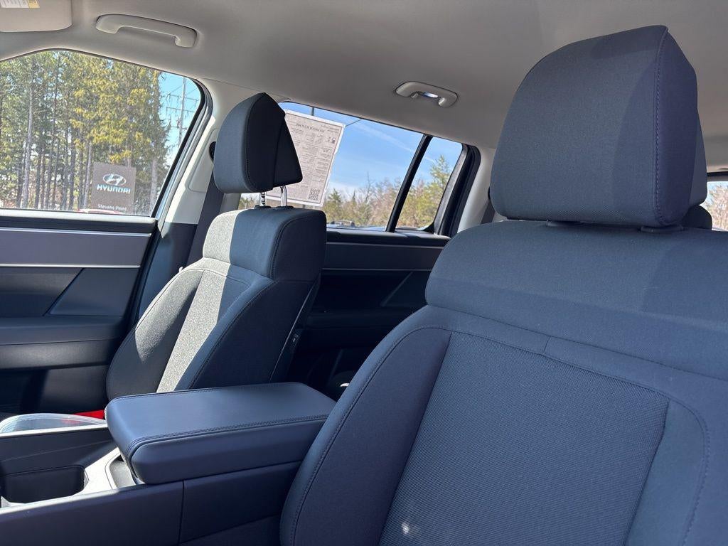 2026 Hyundai Santa Fe SE AWD