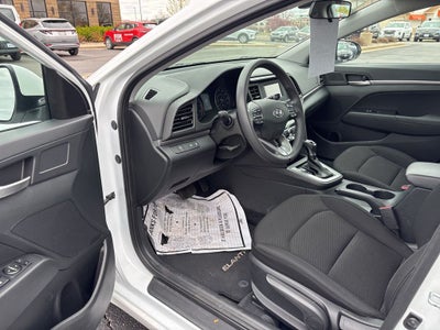 2020 Hyundai Elantra SE