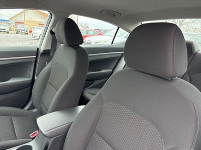 2020 Hyundai Elantra SE