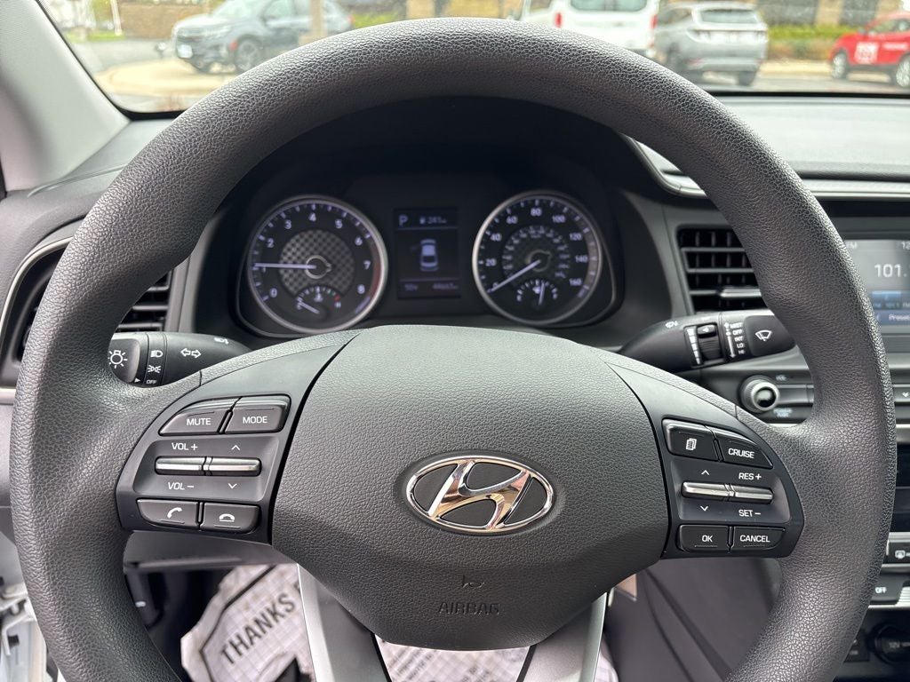 2020 Hyundai Elantra SE