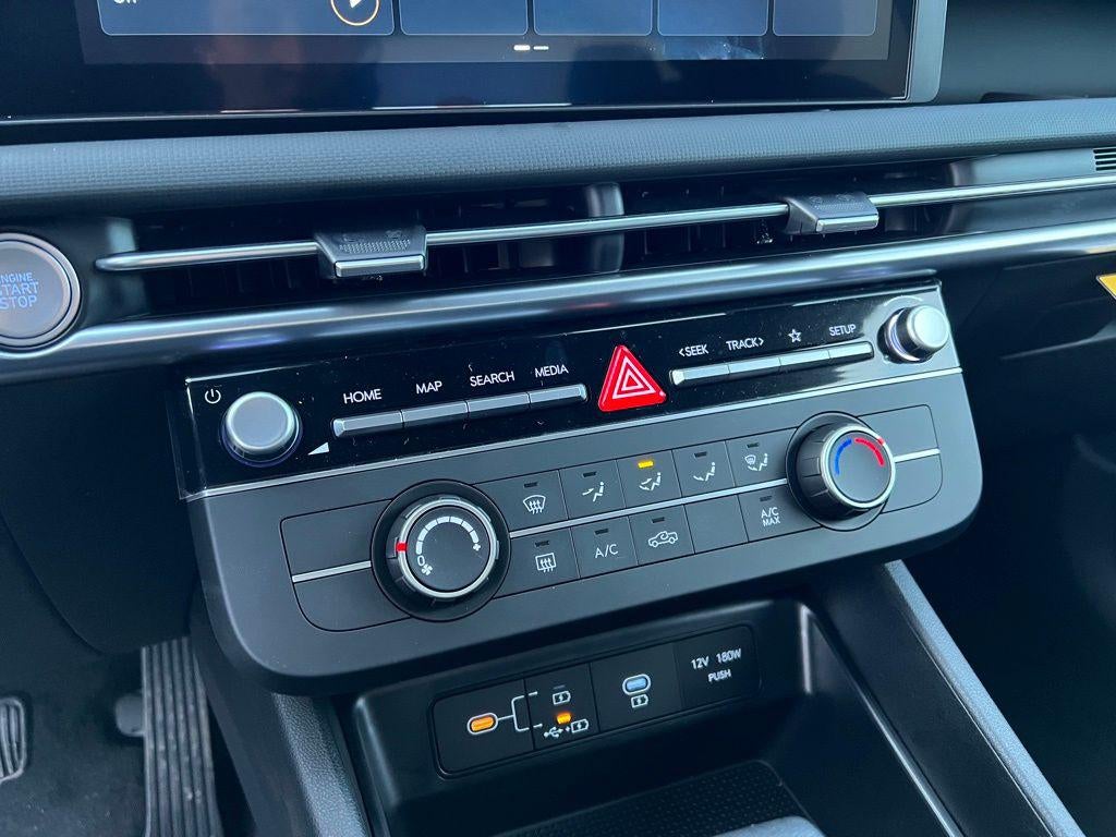 2025 Hyundai Santa Cruz SE AWD