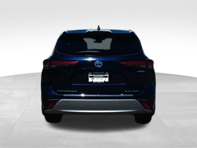 2020 Toyota Highlander Hybrid Platinum