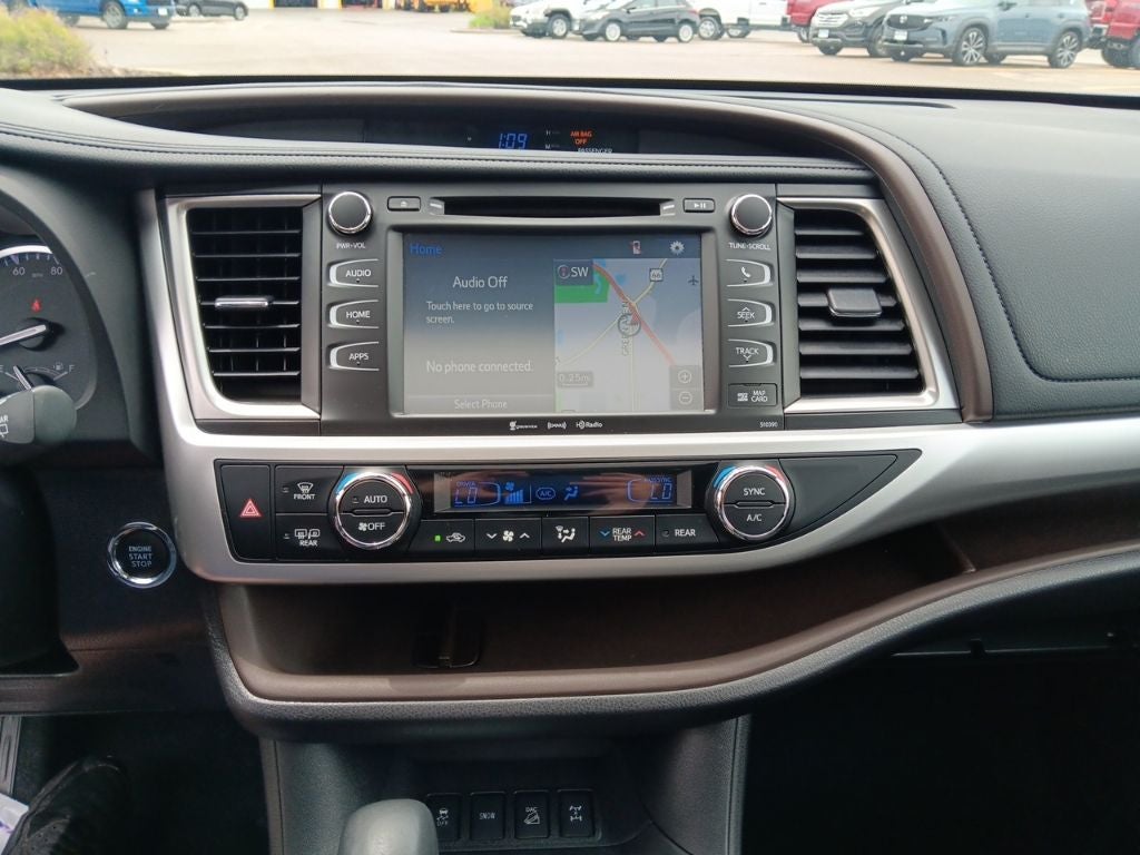 2019 Toyota Highlander SE