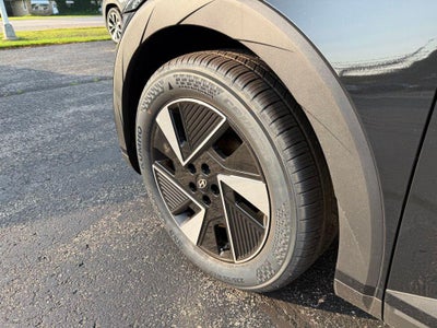 2025 Hyundai IONIQ 5 SE