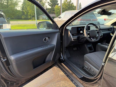 2025 Hyundai IONIQ 5 SE