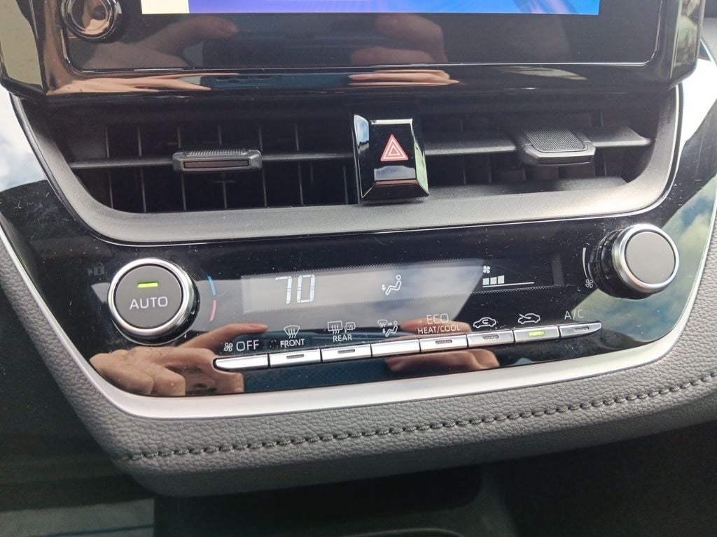 2023 Toyota Corolla Hybrid SE