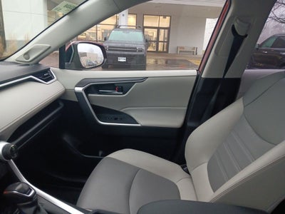 2022 Toyota RAV4 Hybrid XLE Premium