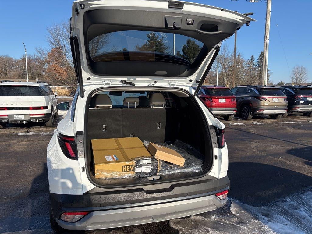 2026 Hyundai Tucson Hybrid Limited