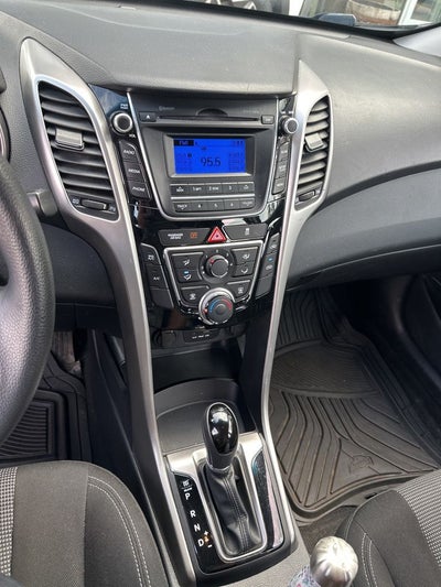 2017 Hyundai Elantra GT Auto