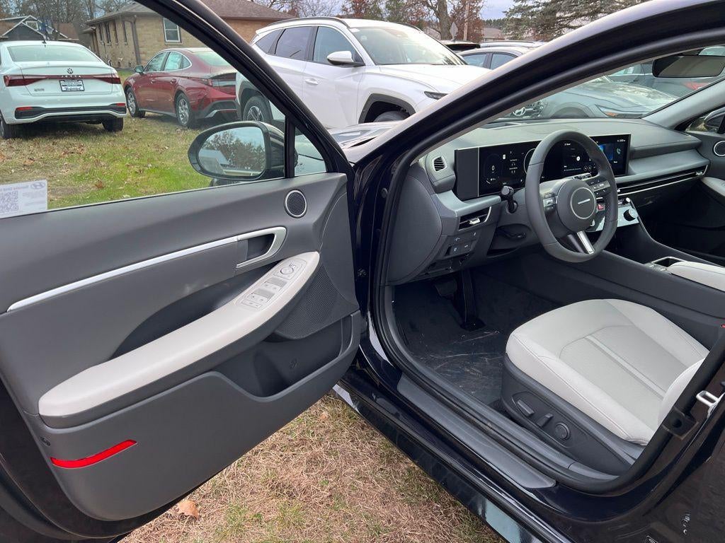 2025 Hyundai Sonata SEL Convenience