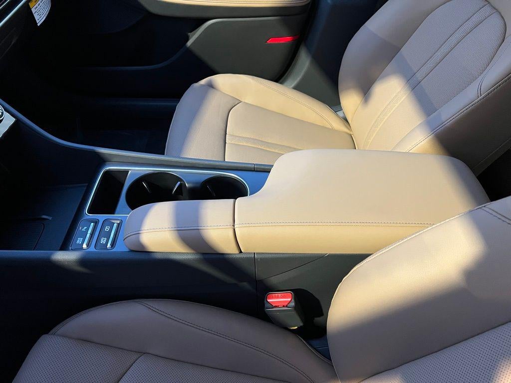 2025 Hyundai Sonata Hybrid Limited