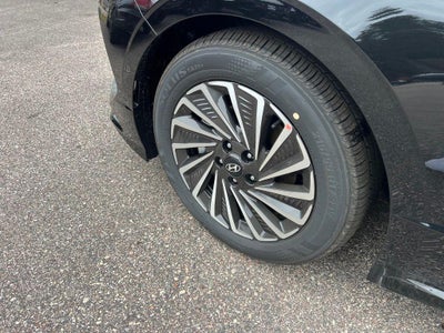 2025 Hyundai Sonata Hybrid Limited