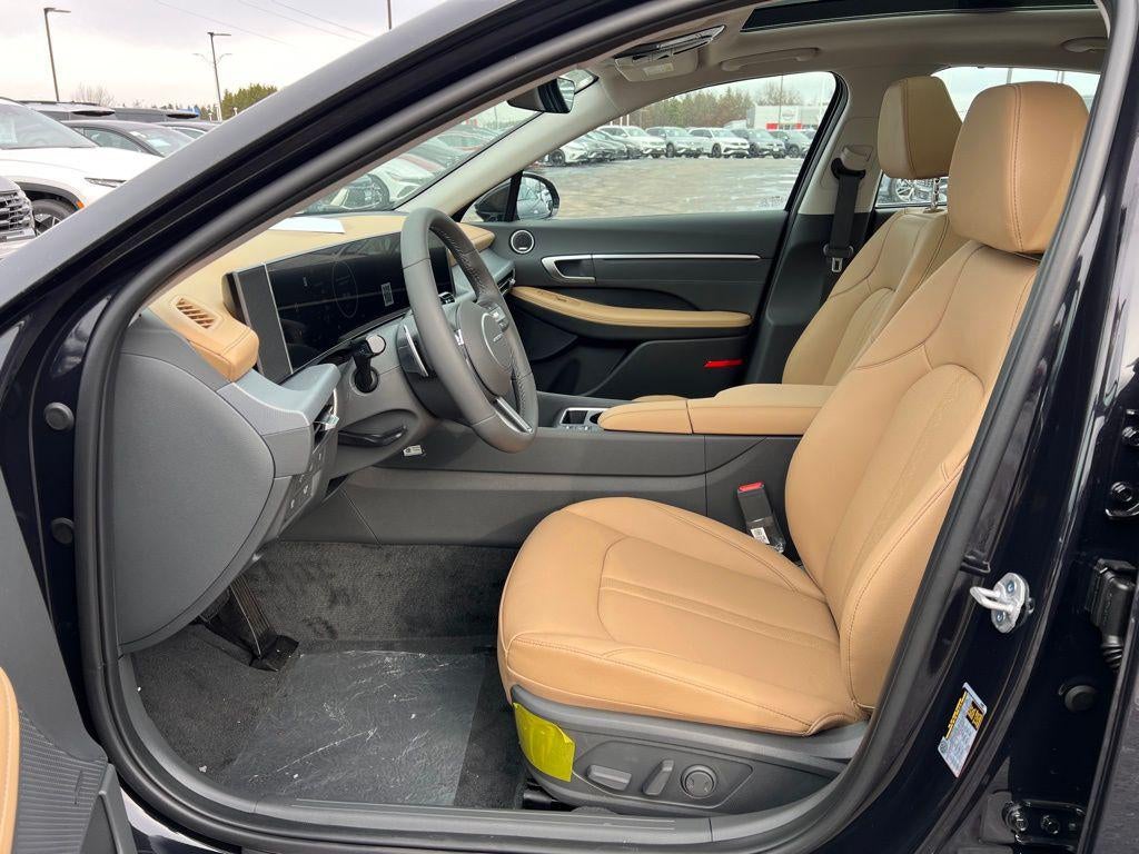 2025 Hyundai Sonata Hybrid Limited