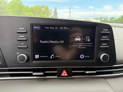 2023 Hyundai Elantra SE