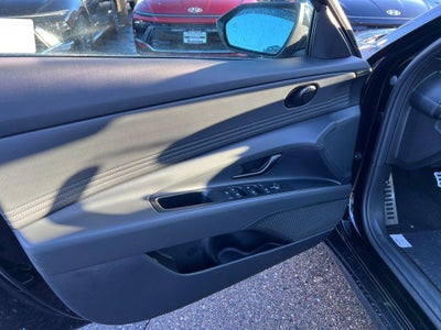 2025 Hyundai Elantra Hybrid SEL Sport