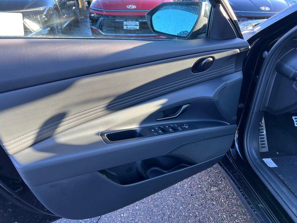 2025 Hyundai Elantra Hybrid SEL Sport