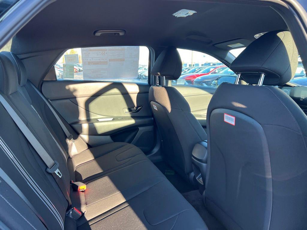 2025 Hyundai Elantra Hybrid SEL Sport