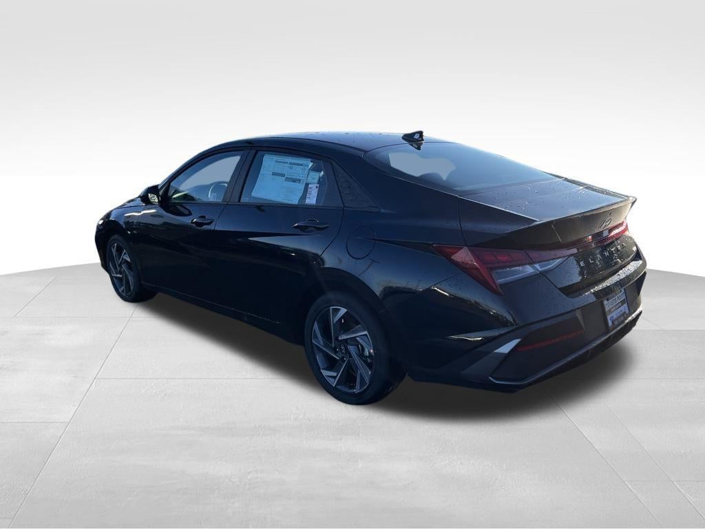 2025 Hyundai Elantra Hybrid SEL Sport