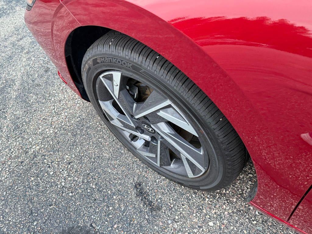 2025 Hyundai Elantra Hybrid Limited