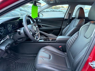 2025 Hyundai Elantra Hybrid Limited