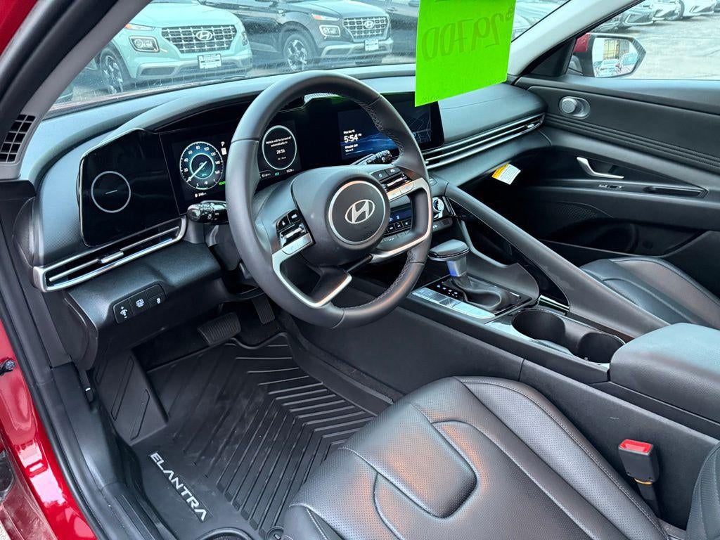 2025 Hyundai Elantra Hybrid Limited