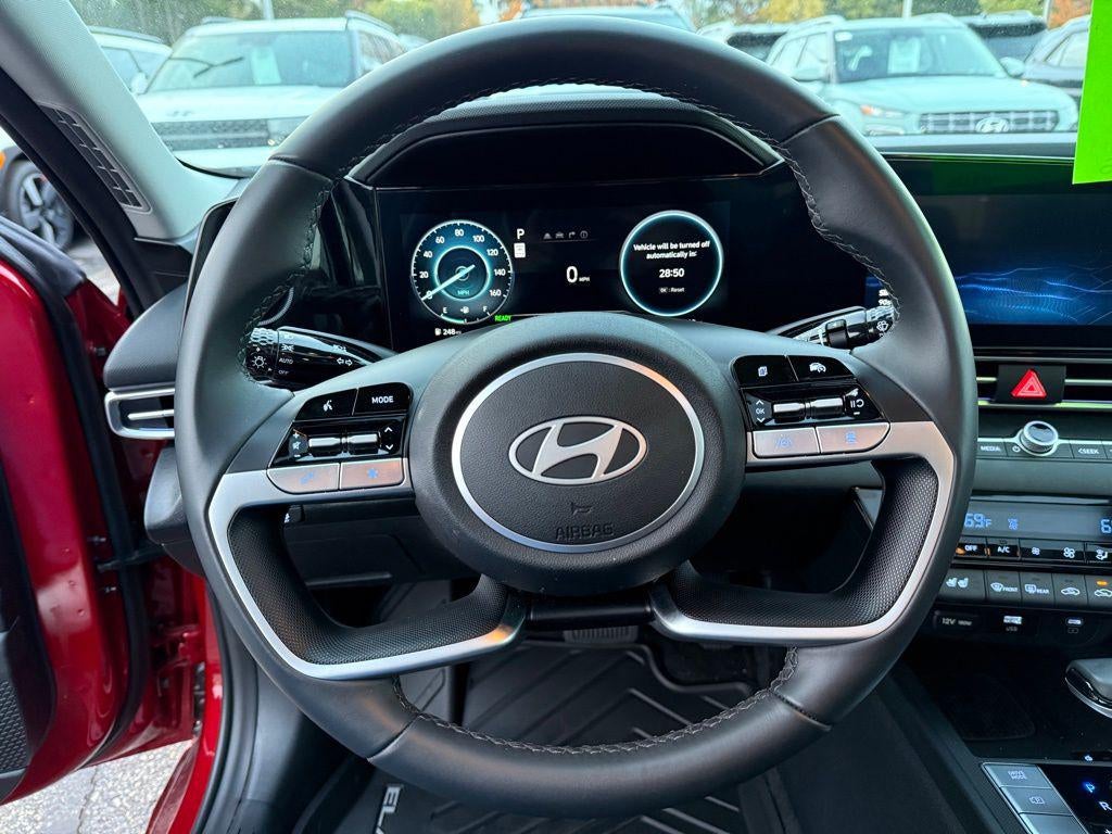 2025 Hyundai Elantra Hybrid Limited