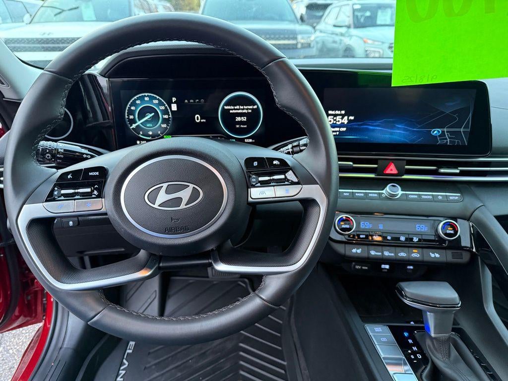 2025 Hyundai Elantra Hybrid Limited