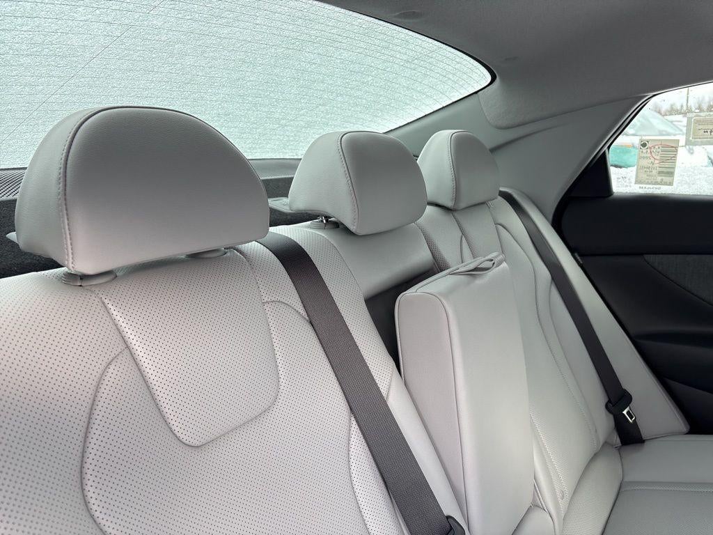 2026 Hyundai Elantra Hybrid Limited