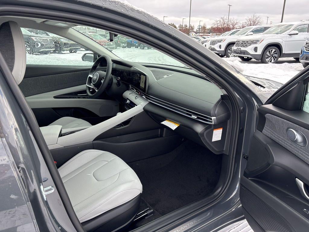 2026 Hyundai Elantra Hybrid Limited