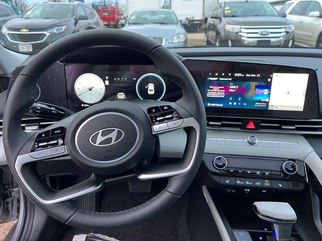 2025 Hyundai Elantra Limited