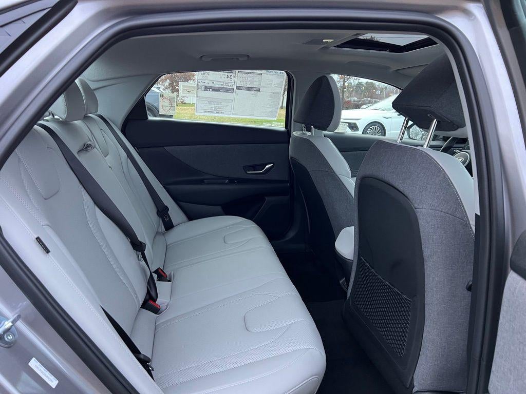 2025 Hyundai Elantra Limited