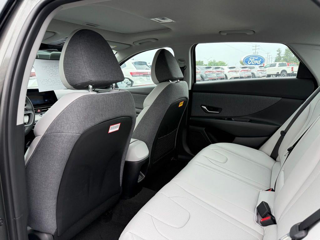 2025 Hyundai Elantra Limited