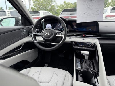 2025 Hyundai Elantra Limited