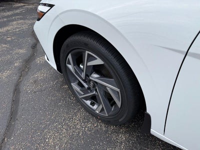 2025 Hyundai Elantra Limited