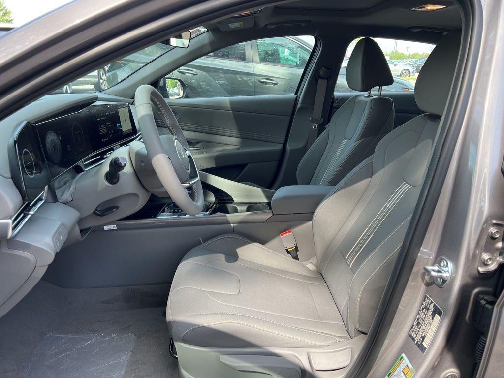2024 Hyundai Elantra SEL Convenience
