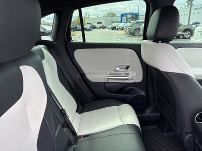 2022 Mercedes-Benz GLA Base