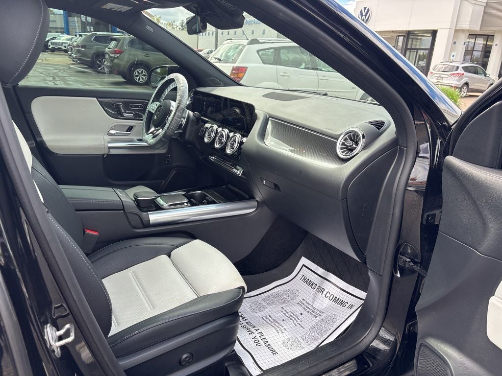 2022 Mercedes-Benz GLA Base