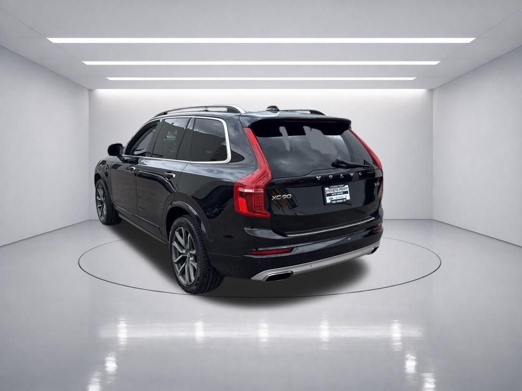 2016 Volvo XC90 T6 Momentum