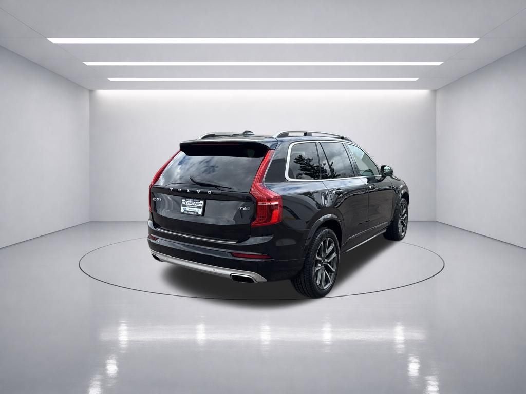 2016 Volvo XC90 T6 Momentum